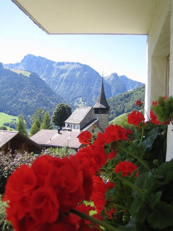 Hotel Elite B&B Rossiniere Luaran gambar